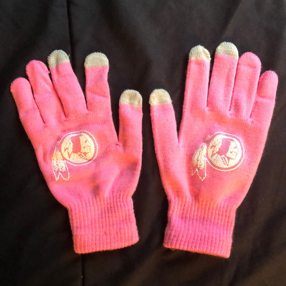 Redskins gloves!
